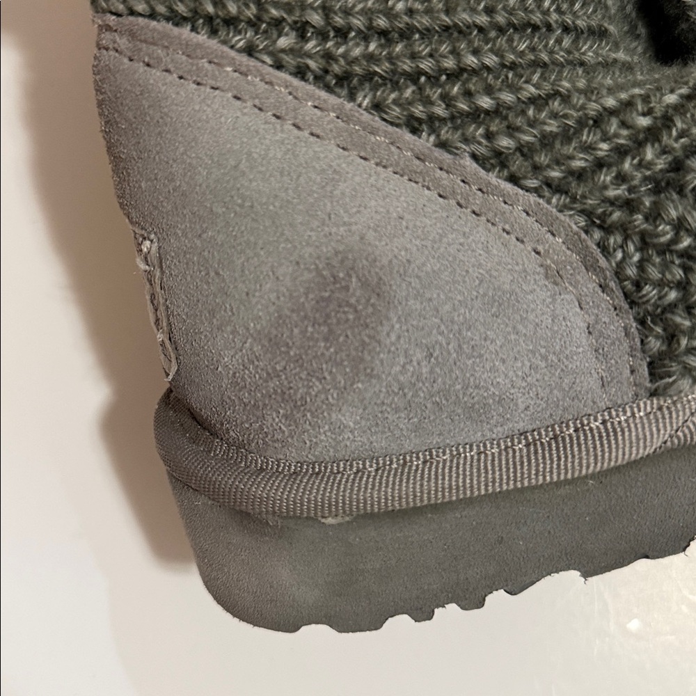 Authentic UGG Australia Classic Cardi boots Gray Size 8 - Picture 12 of 12